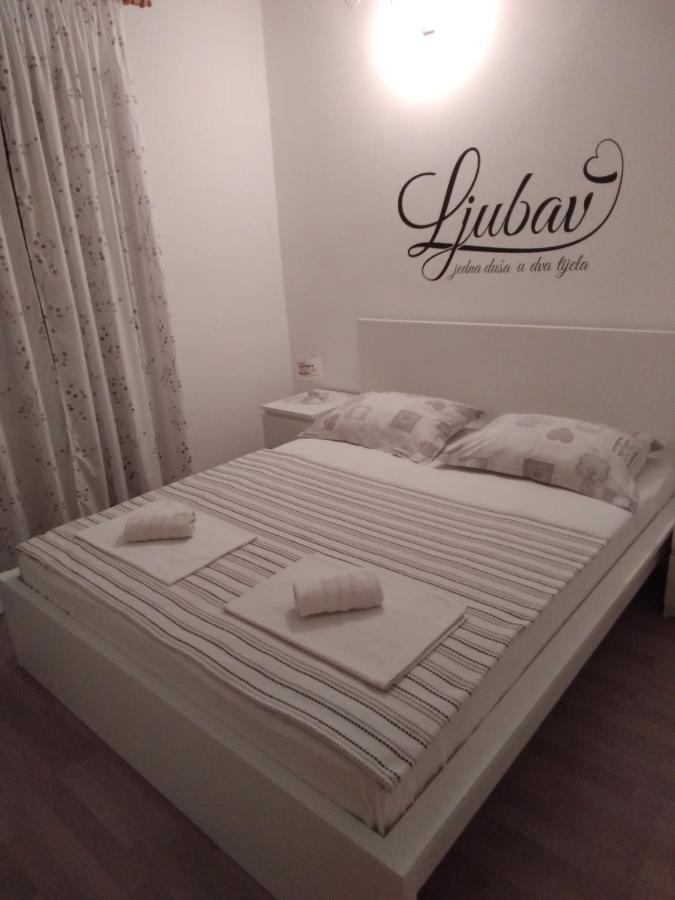 Apartmani Kraljevic Vodice Buitenkant foto